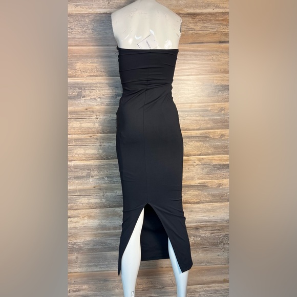 Forever 21 Strapless Black Tube Dress NWT - Picture 3 of 3